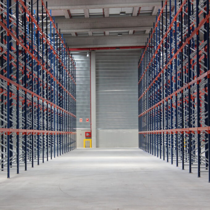 Палетни стелажи