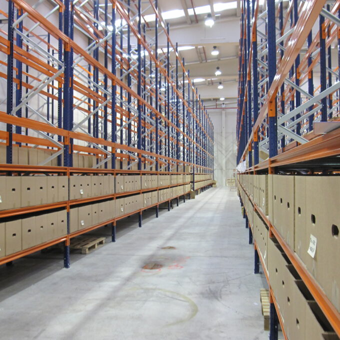 Палетни стелажи